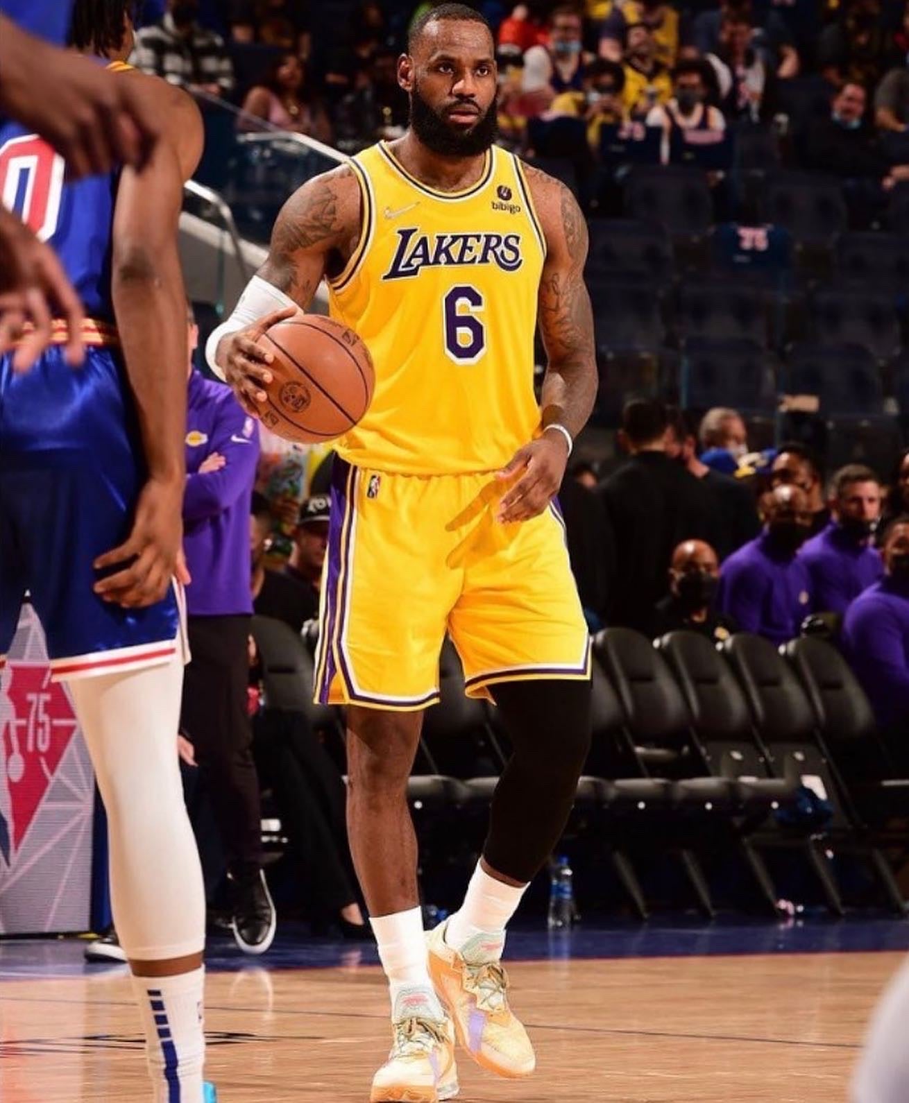 Basketball Star LeBron James wears Scarred Perfection, the latest collaboration shoe with designer Mimi Plange